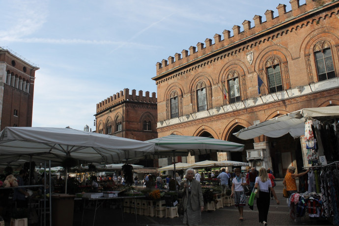 Mercato Settimanale Stradivari